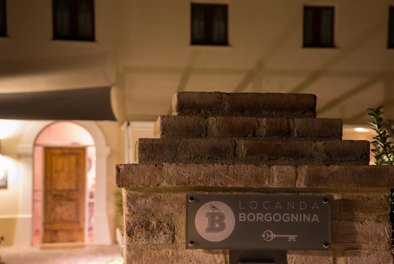 Locanda Borgognina Lucrezia Luaran gambar